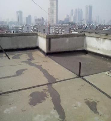 葫芦岛漏水维修 楼顶漏水是什么原因，楼顶漏水维修方法是什么?